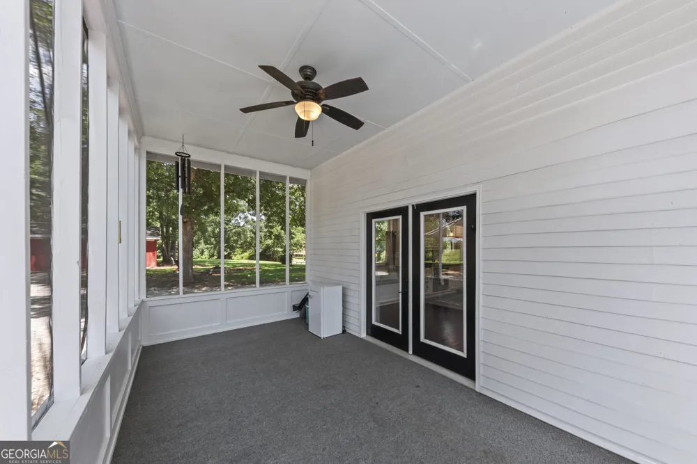 2852 Dixie RD Covington, GA 30014