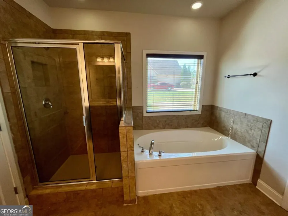 9081 Dawes XING McDonough, GA 30252