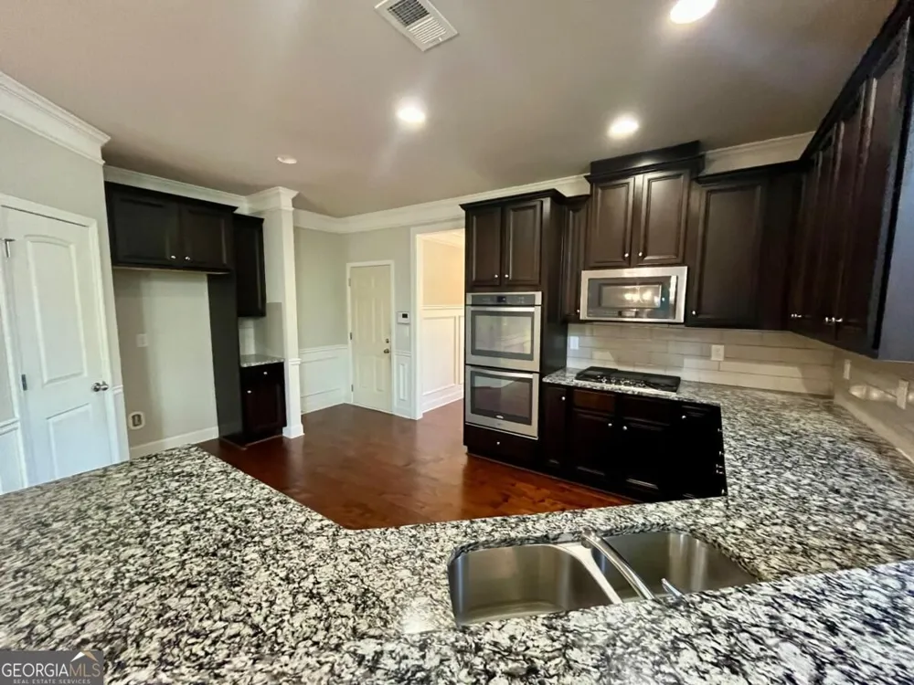9081 Dawes XING McDonough, GA 30252