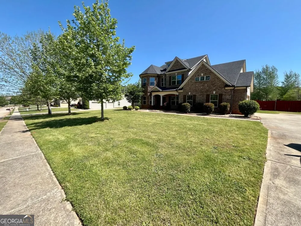 9081 Dawes XING McDonough, GA 30252
