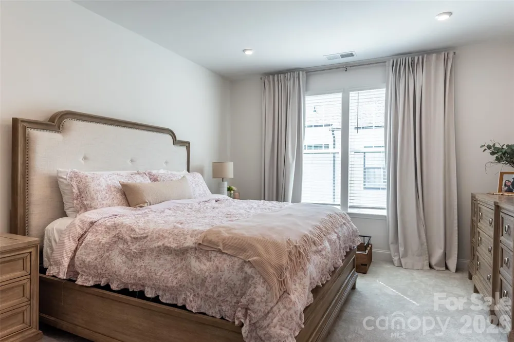 14038 Felix Lane Charlotte, NC 28277