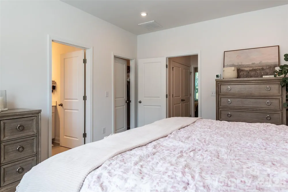 14038 Felix Lane Charlotte, NC 28277