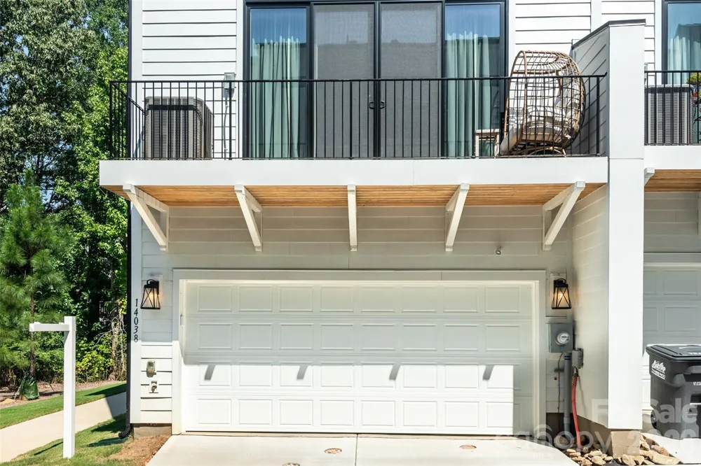 14038 Felix Lane Charlotte, NC 28277