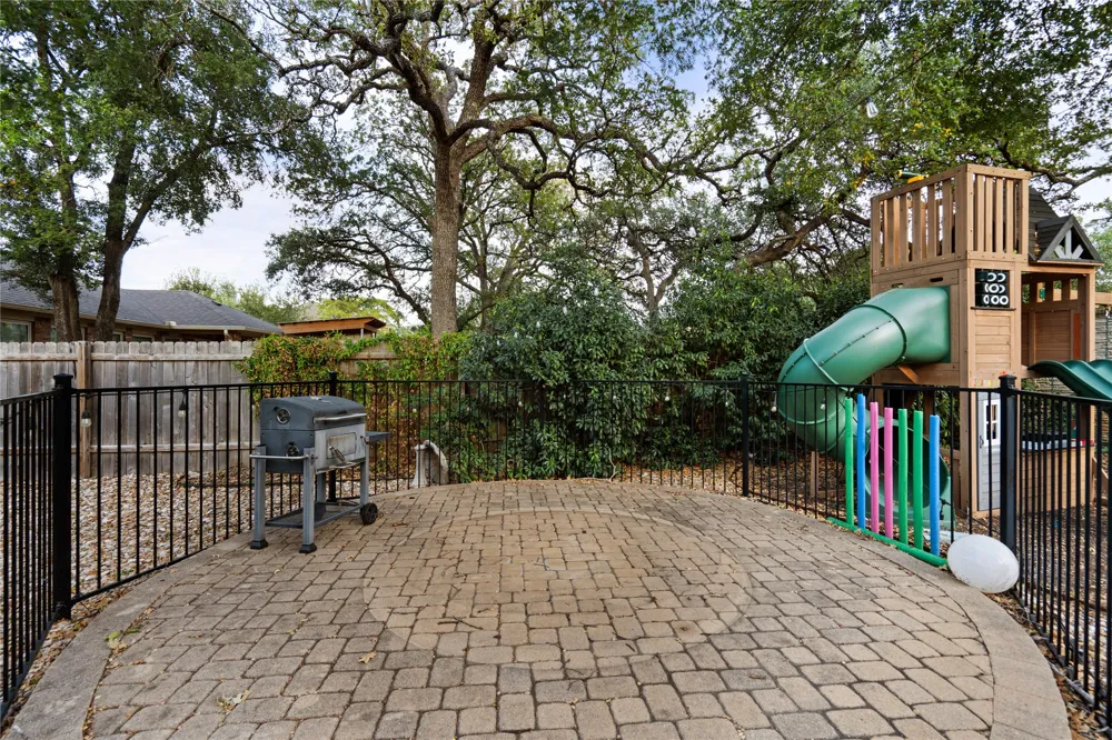 5405 Korth Drive Austin, TX 78749