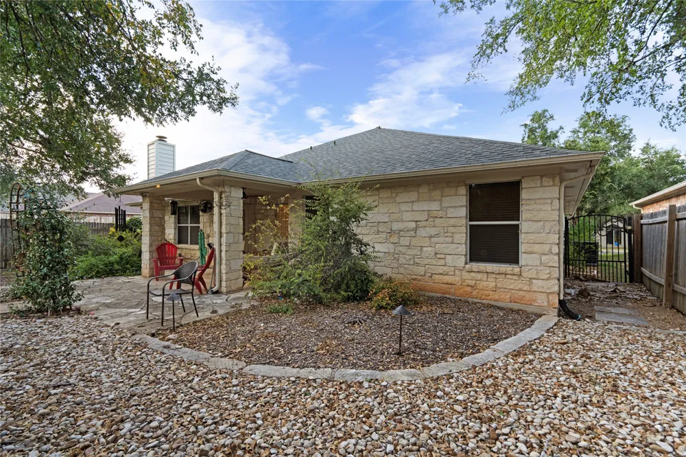 5405 Korth Drive Austin, TX 78749