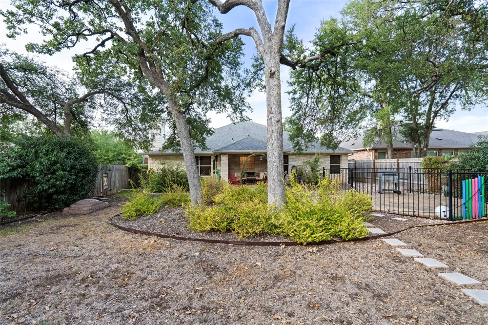 5405 Korth Drive Austin, TX 78749