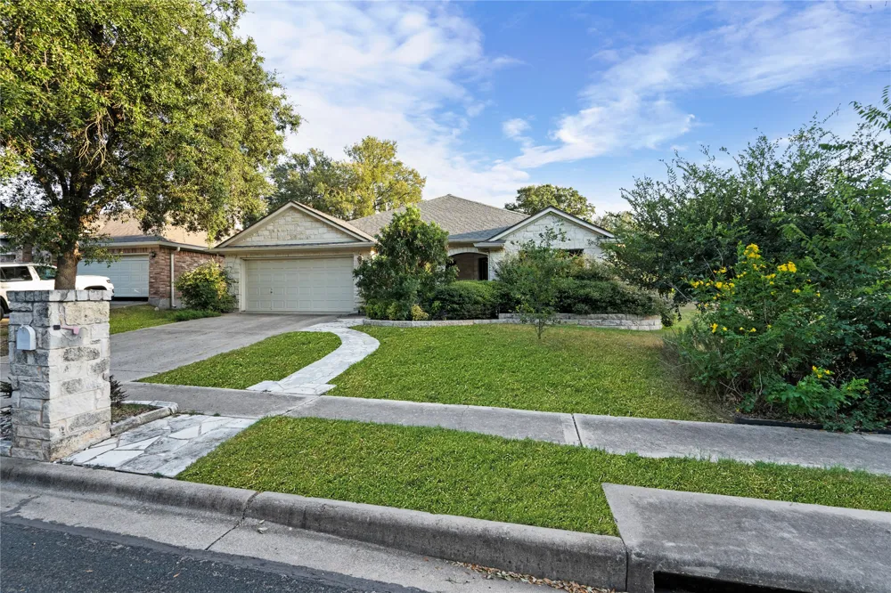 5405 Korth Drive Austin, TX 78749