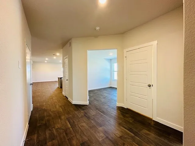 345 MERRIMAN ROAD San Marcos, TX 78666
