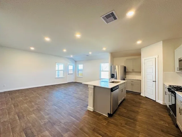 345 MERRIMAN ROAD San Marcos, TX 78666