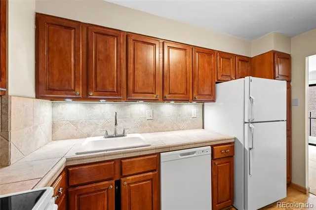 460 S Marion Parkway #1055 Denver, CO 80209