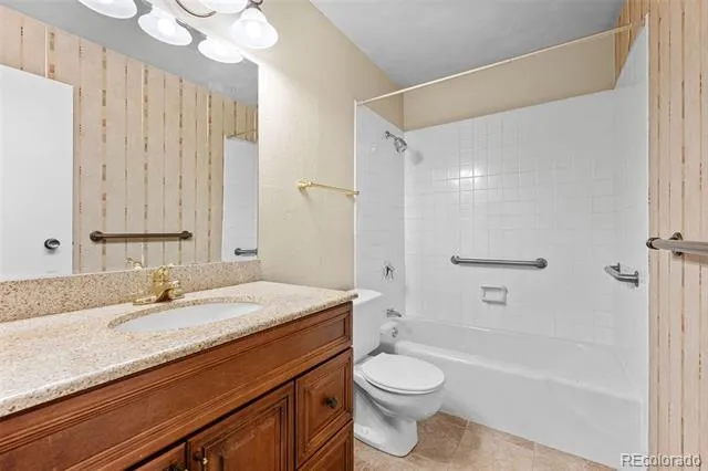 460 S Marion Parkway #1055 Denver, CO 80209