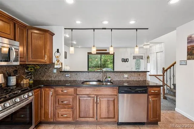 6528 S Everett Way Littleton, CO 80123