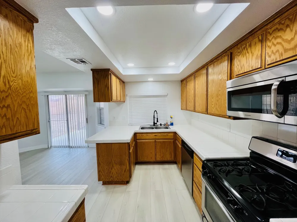 1532 Michelle Avenue Lancaster, CA 93535