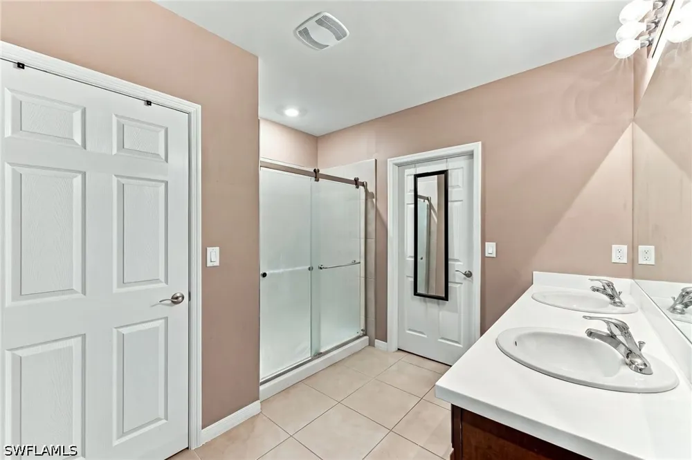 NE 7th Place Cape Coral, FL 33909