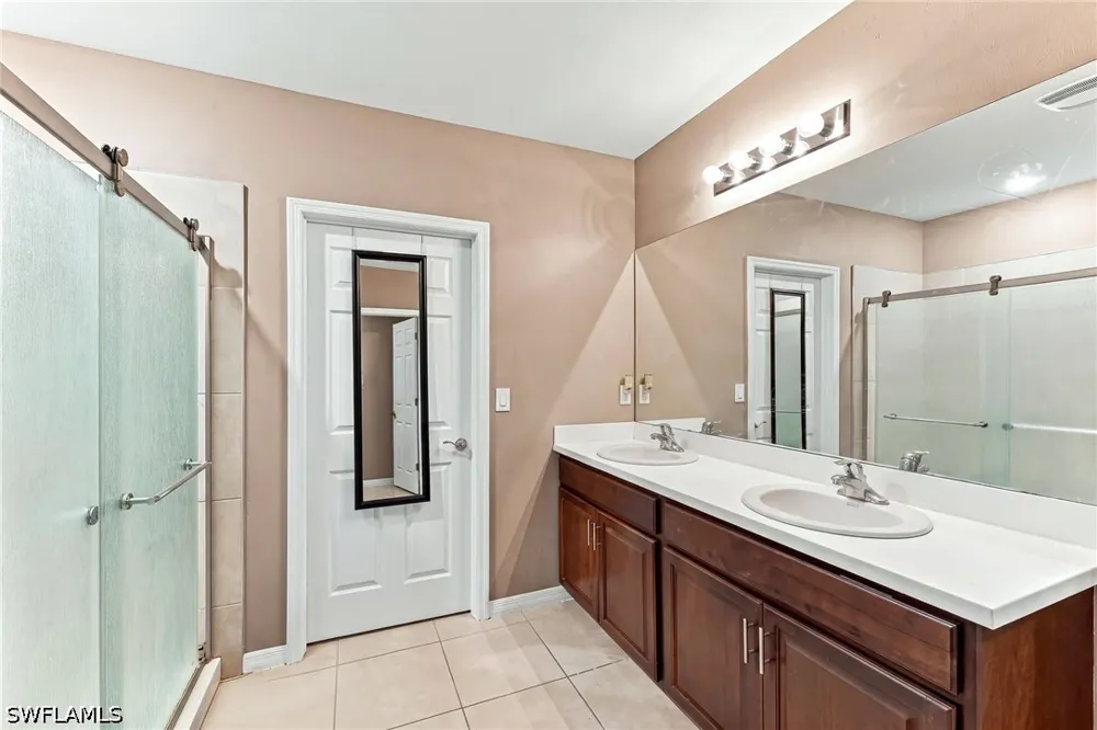 NE 7th Place Cape Coral, FL 33909