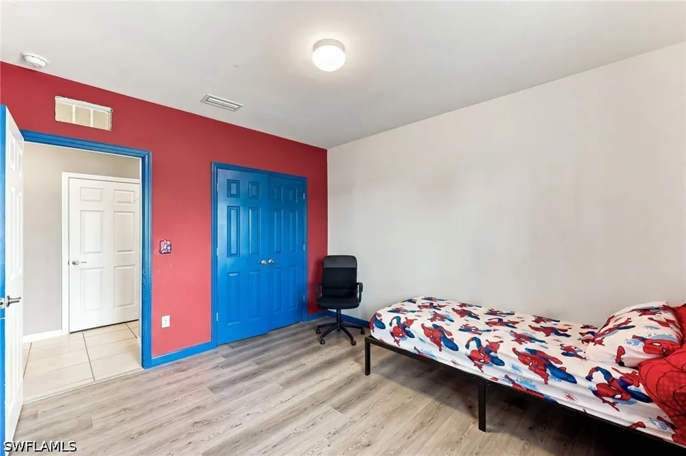NE 7th Place Cape Coral, FL 33909