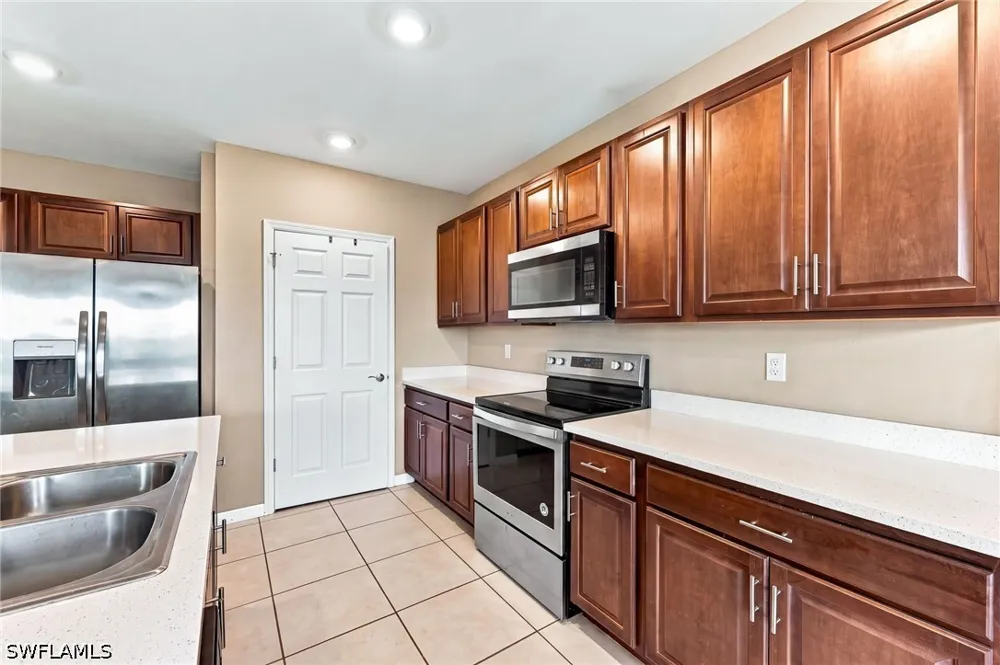 NE 7th Place Cape Coral, FL 33909
