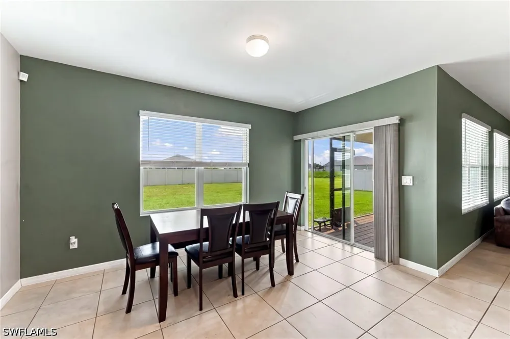 NE 7th Place Cape Coral, FL 33909