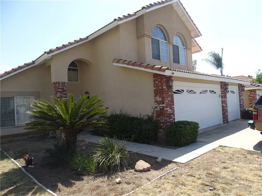 20311 Edmund Road Riverside, CA 92508