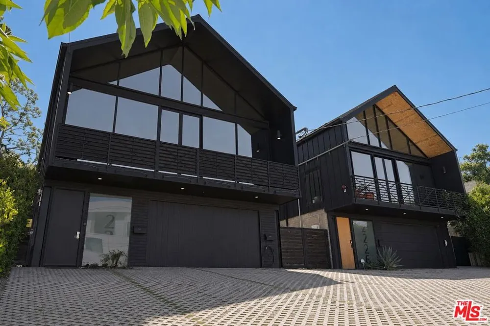 2230 Glendale Boulevard Los Angeles, CA 90039