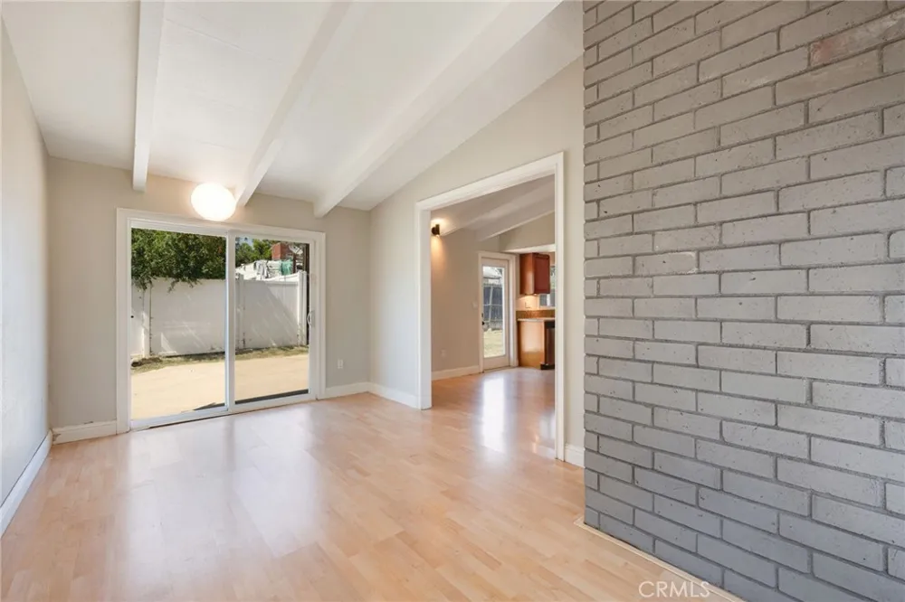 19079 E Linfield Glendora, CA 91740