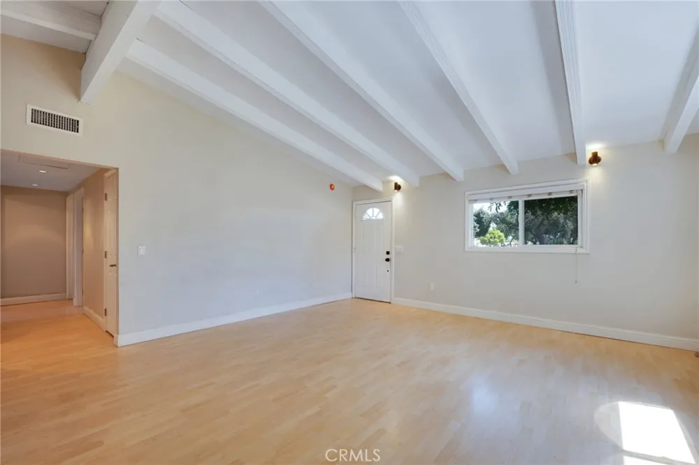 19079 E Linfield Glendora, CA 91740