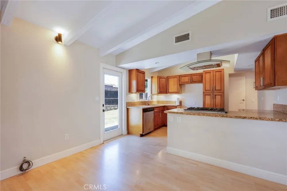19079 E Linfield Glendora, CA 91740