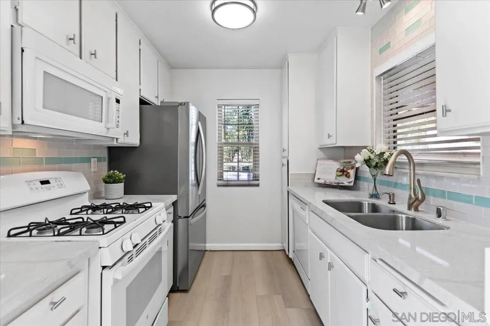 10367 Azuaga #162 San Diego, CA 92129