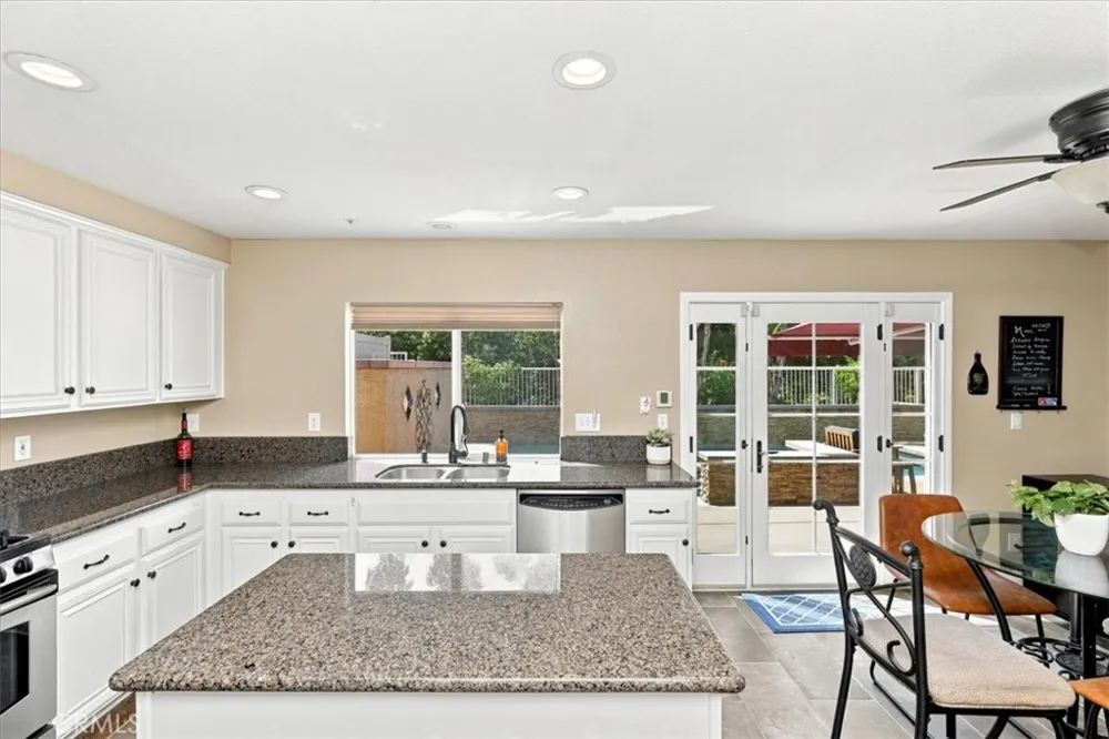 19154 White Dove Riverside, CA 92508