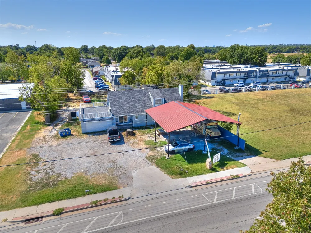 9768 E 11th Street Tulsa, OK 74128