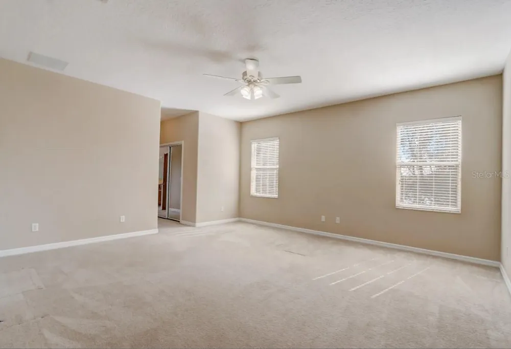 2971 LAKE JEAN DRIVE Orlando, FL 32817