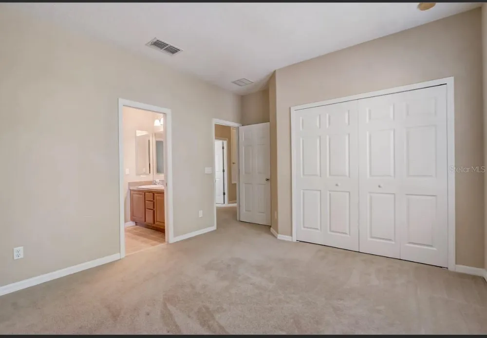 2971 LAKE JEAN DRIVE Orlando, FL 32817
