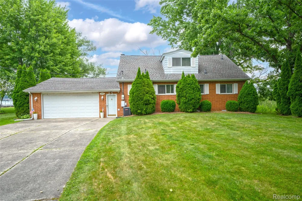 2080 Channel Drive Clay Township, MI 48028