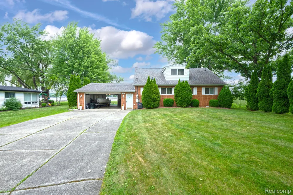 2080 Channel Drive Clay Township, MI 48028
