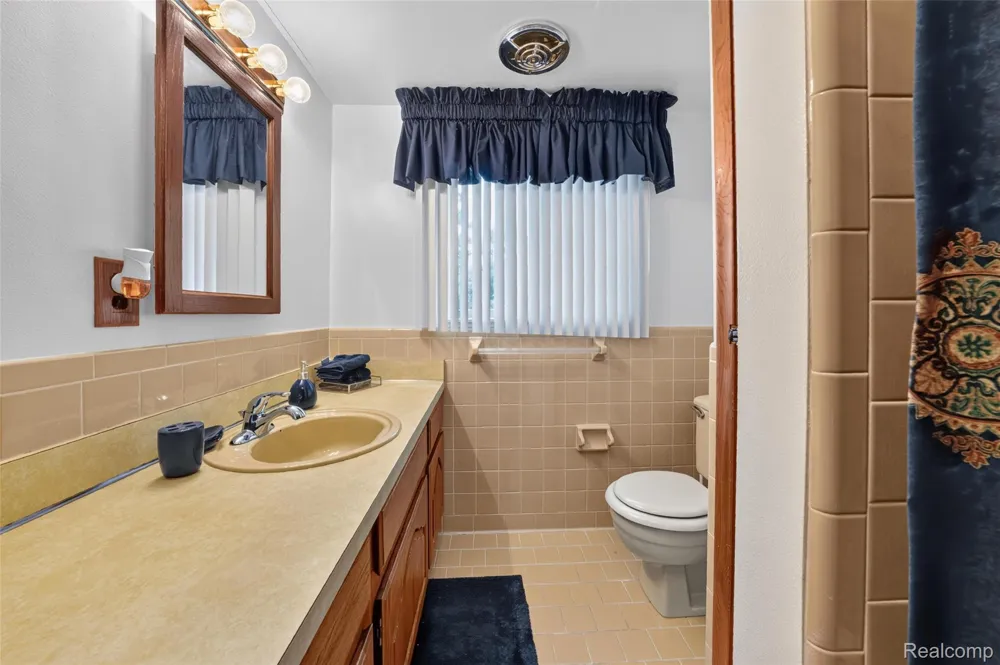 2080 Channel Drive Clay Township, MI 48028
