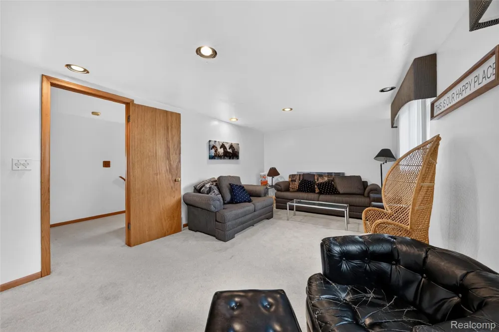 2080 Channel Drive Clay Township, MI 48028