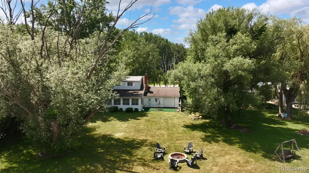 2080 Channel Drive Clay Township, MI 48028