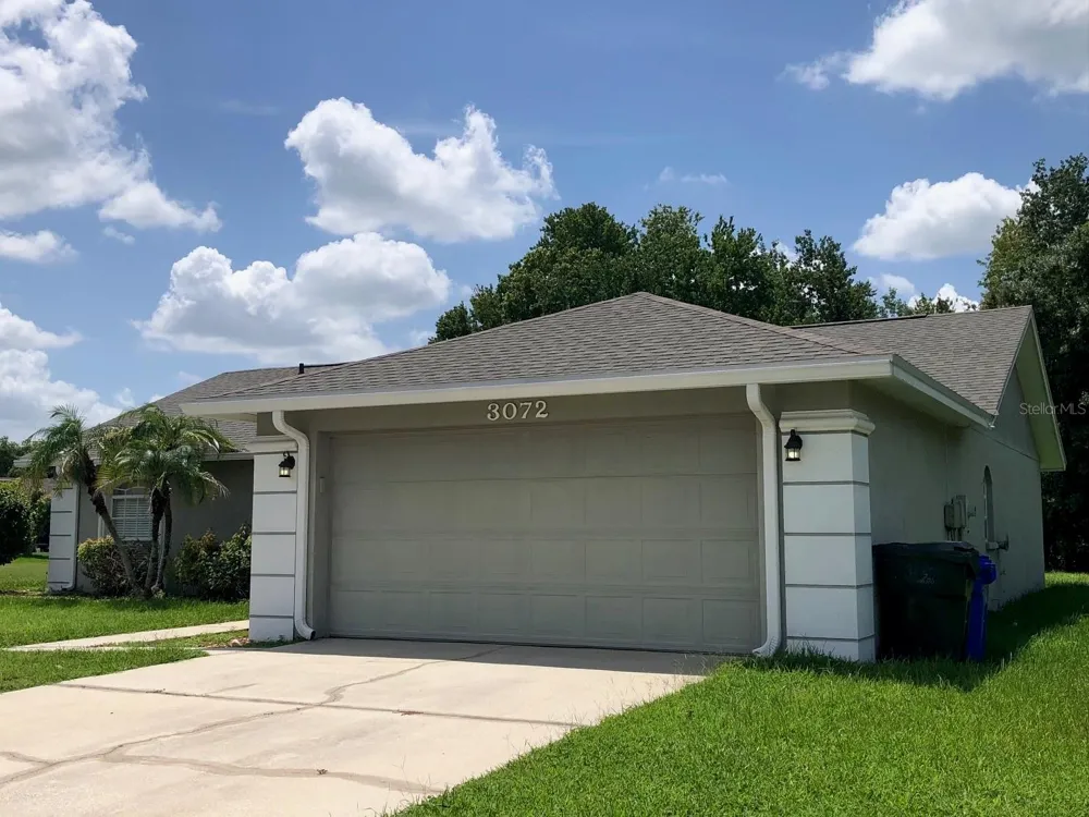 3072 THOROUGHBRED LOOP W Lakeland, FL 33811