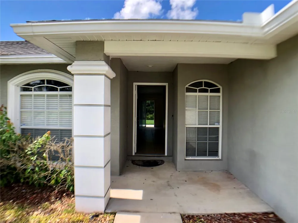 3072 THOROUGHBRED LOOP W Lakeland, FL 33811