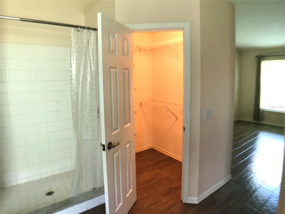3072 THOROUGHBRED LOOP W Lakeland, FL 33811