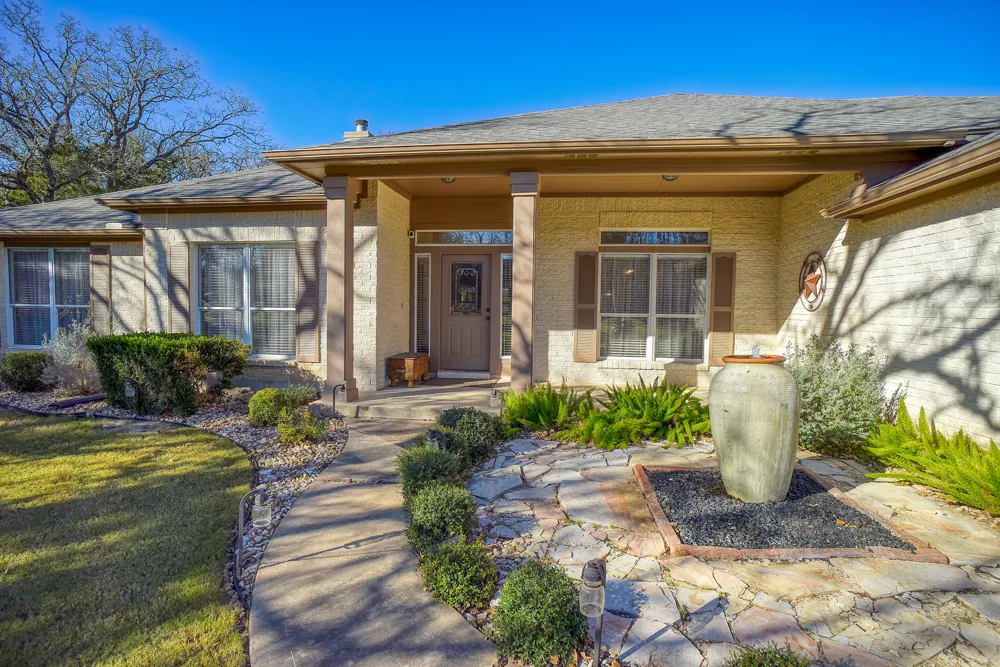 142 Joshua Smith Lane Bastrop, TX 78602