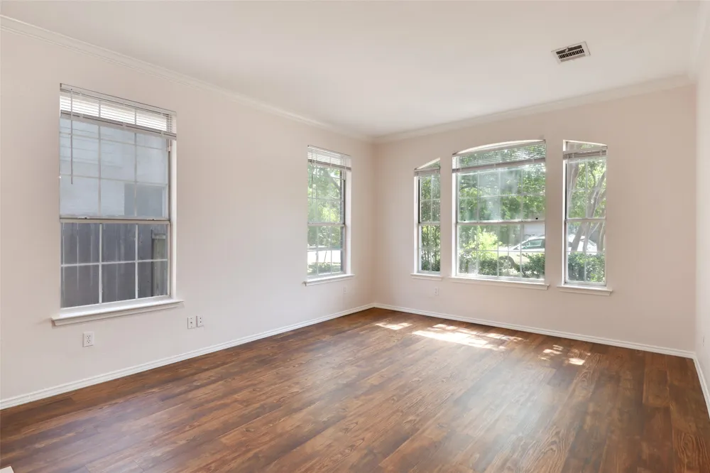 7726 Elkhorn Mountain Trail Austin, TX 78729