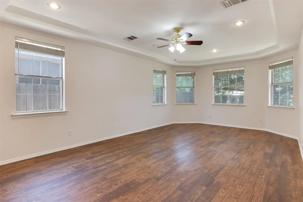 7726 Elkhorn Mountain Trail Austin, TX 78729