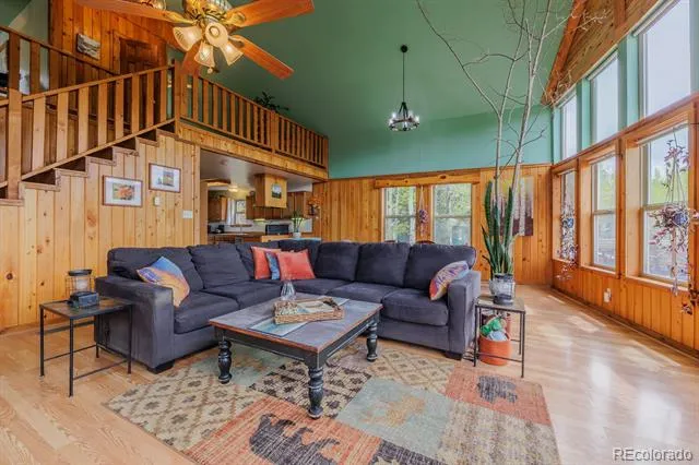 124 Bear Trail Lake George, CO 80827
