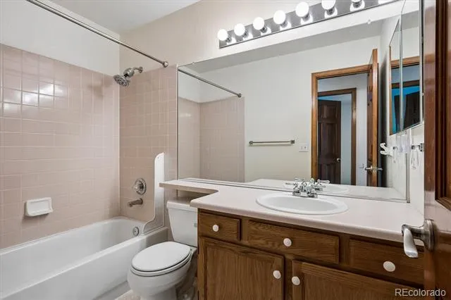 7465 La Quinta Court Lone Tree, CO 80124