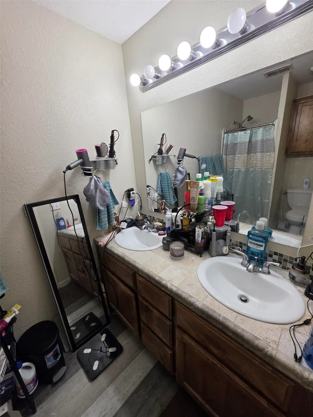 100 S 2nd Street Godley, TX 76044
