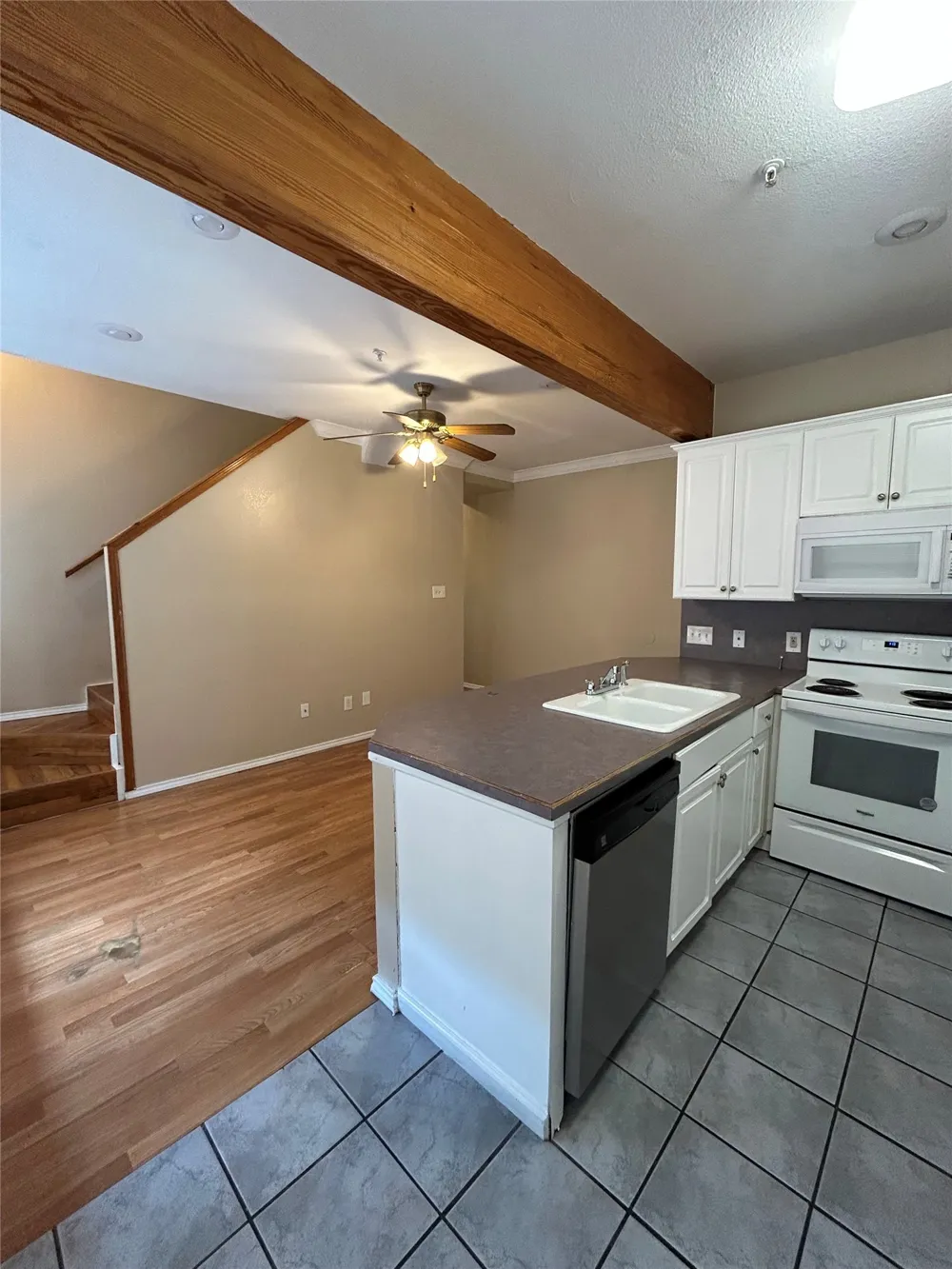 4600 Gaston Avenue #8 Dallas, TX 75246