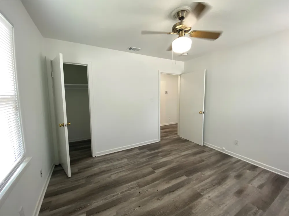 425 Wanda Way Hurst, TX 76053