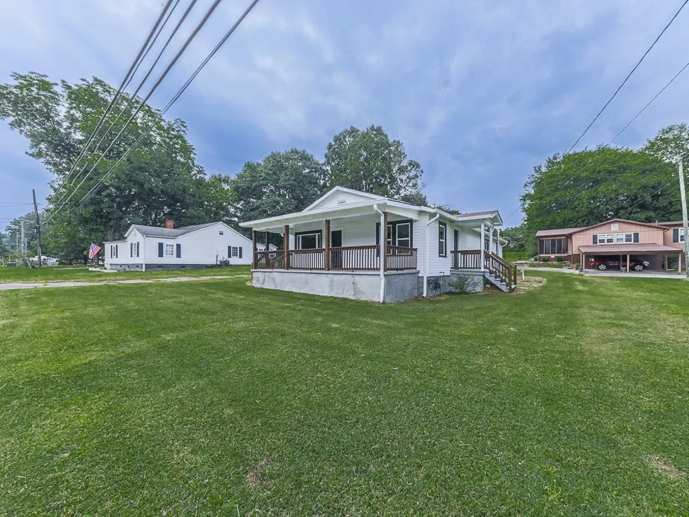 661 Atlanta Highway Rockmart, GA 30153