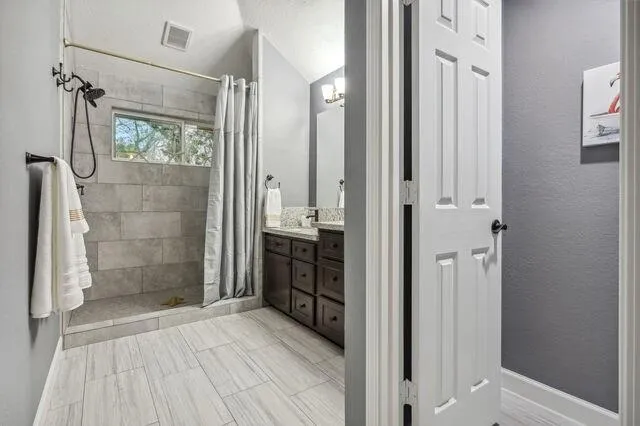 18617 NW Hiddenbay Way Drive Spring, TX 77379